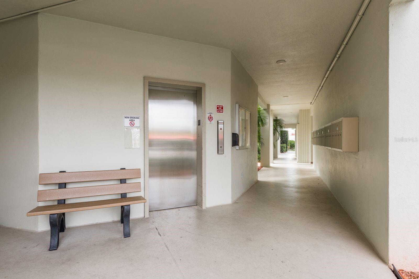 Image 4 of 37 For 2700 Bayshore Boulevard 3201