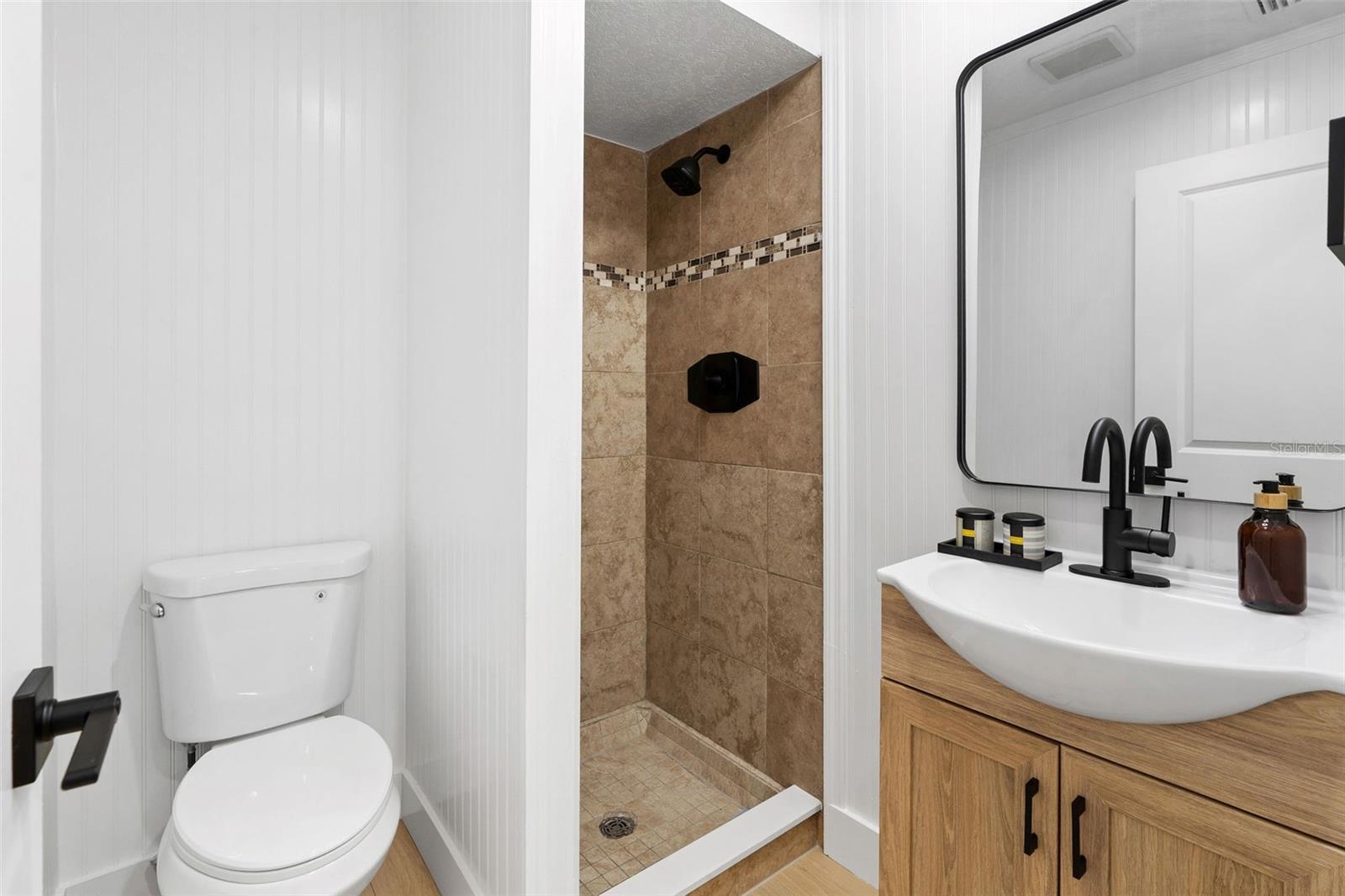 Image 20 of 26 For 8711 Dexter Avenue