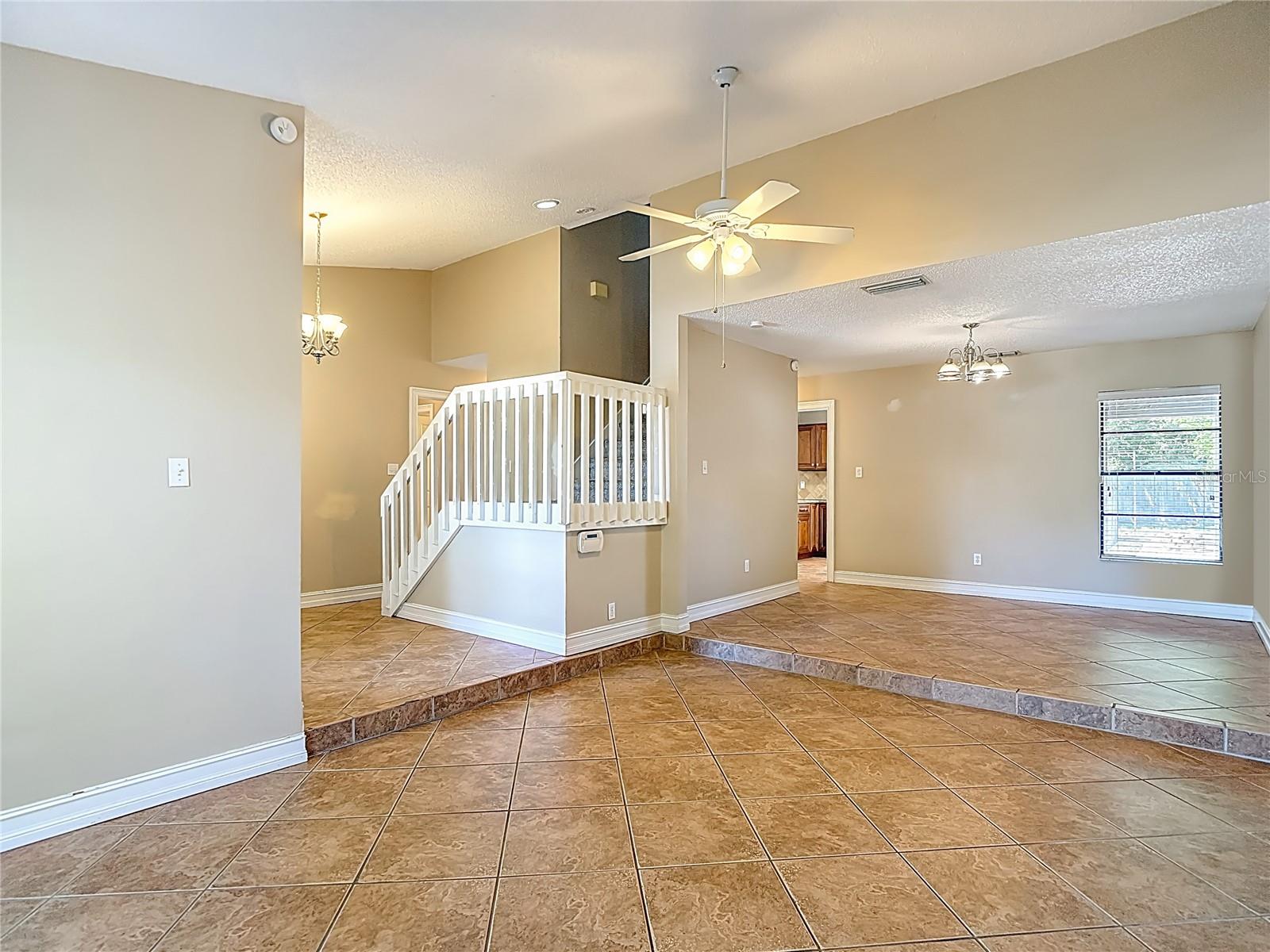 Image 12 of 70 For 5001 Melrow Court