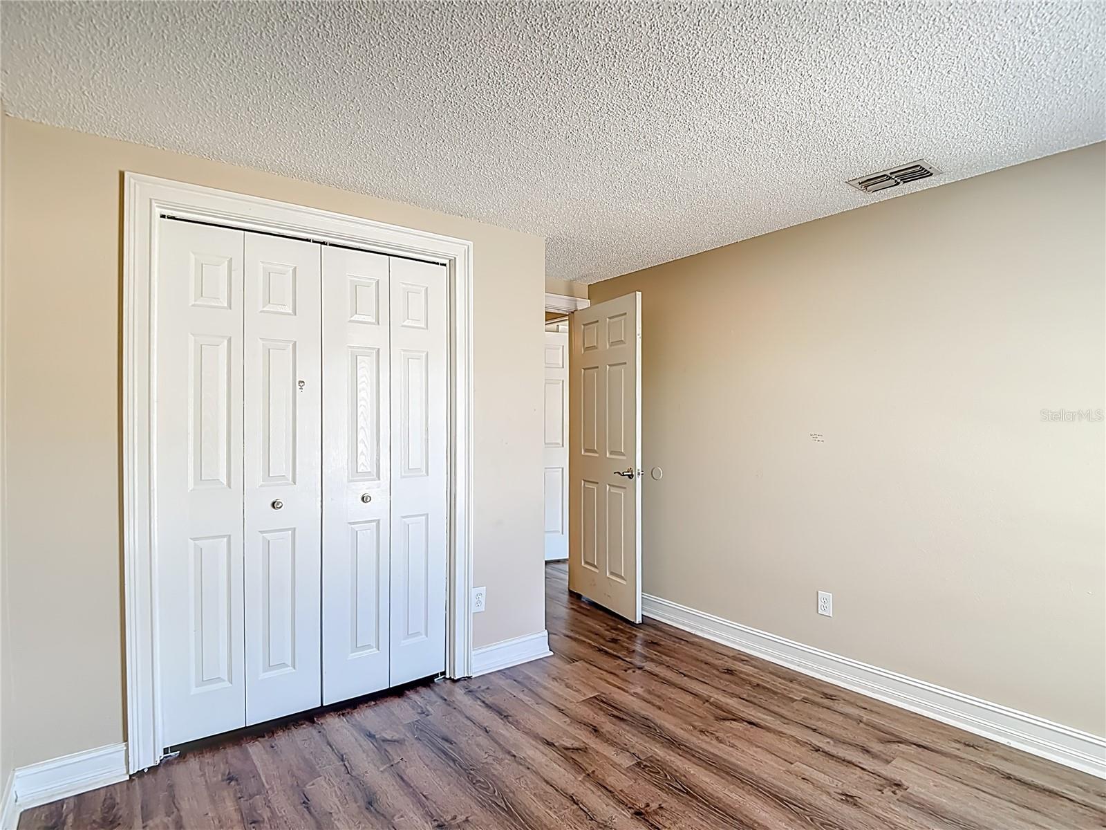 Image 35 of 70 For 5001 Melrow Court