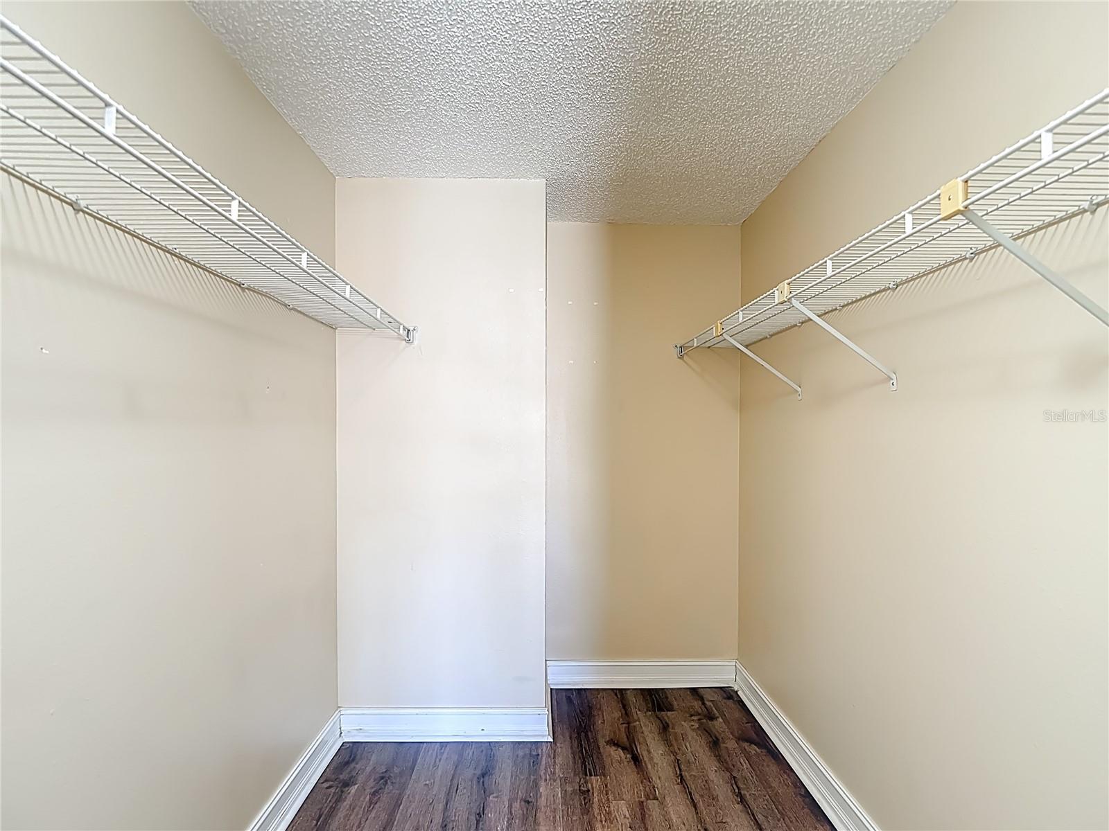 Image 37 of 70 For 5001 Melrow Court