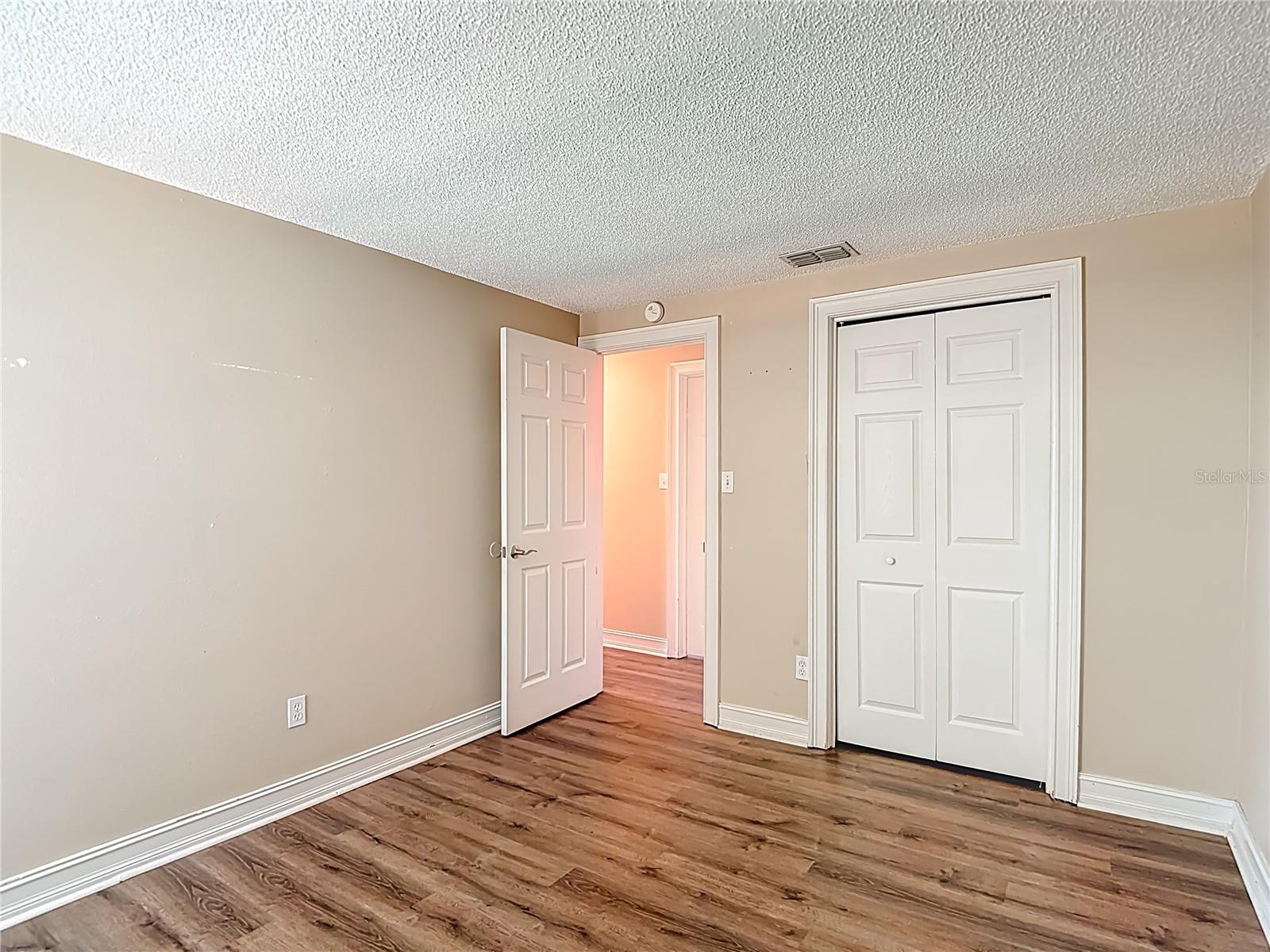 Image 40 of 70 For 5001 Melrow Court