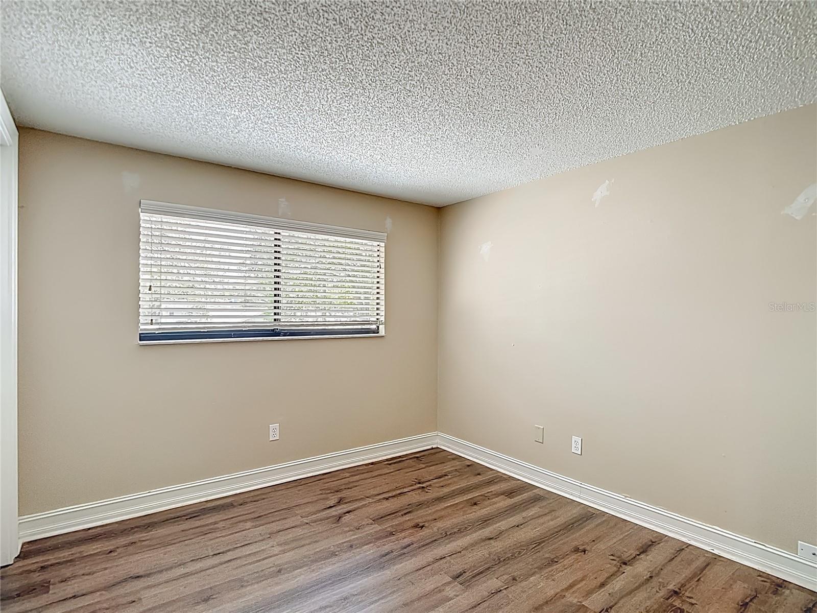 Image 42 of 70 For 5001 Melrow Court