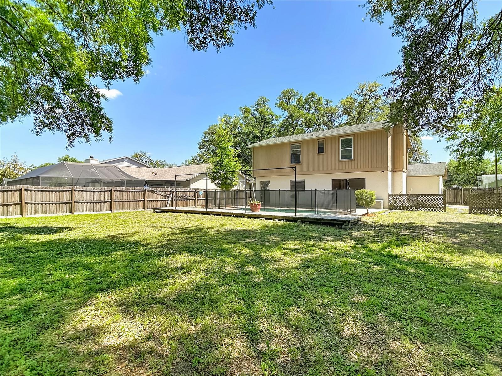 Image 64 of 70 For 5001 Melrow Court