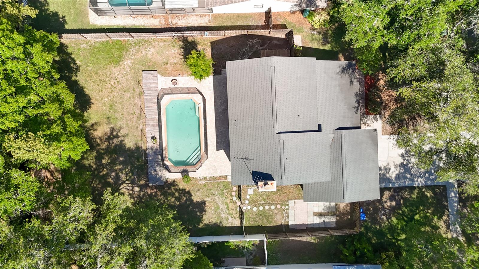 Image 69 of 70 For 5001 Melrow Court