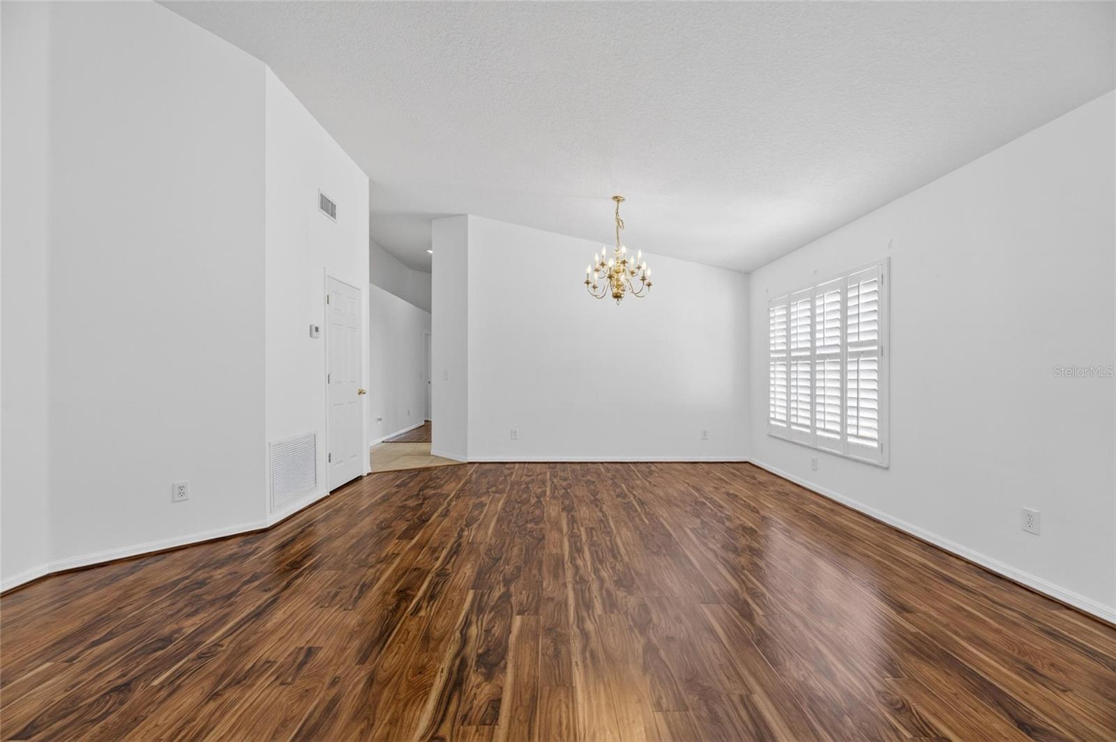 Image 14 of 35 For 4715 Preston Woods Drive