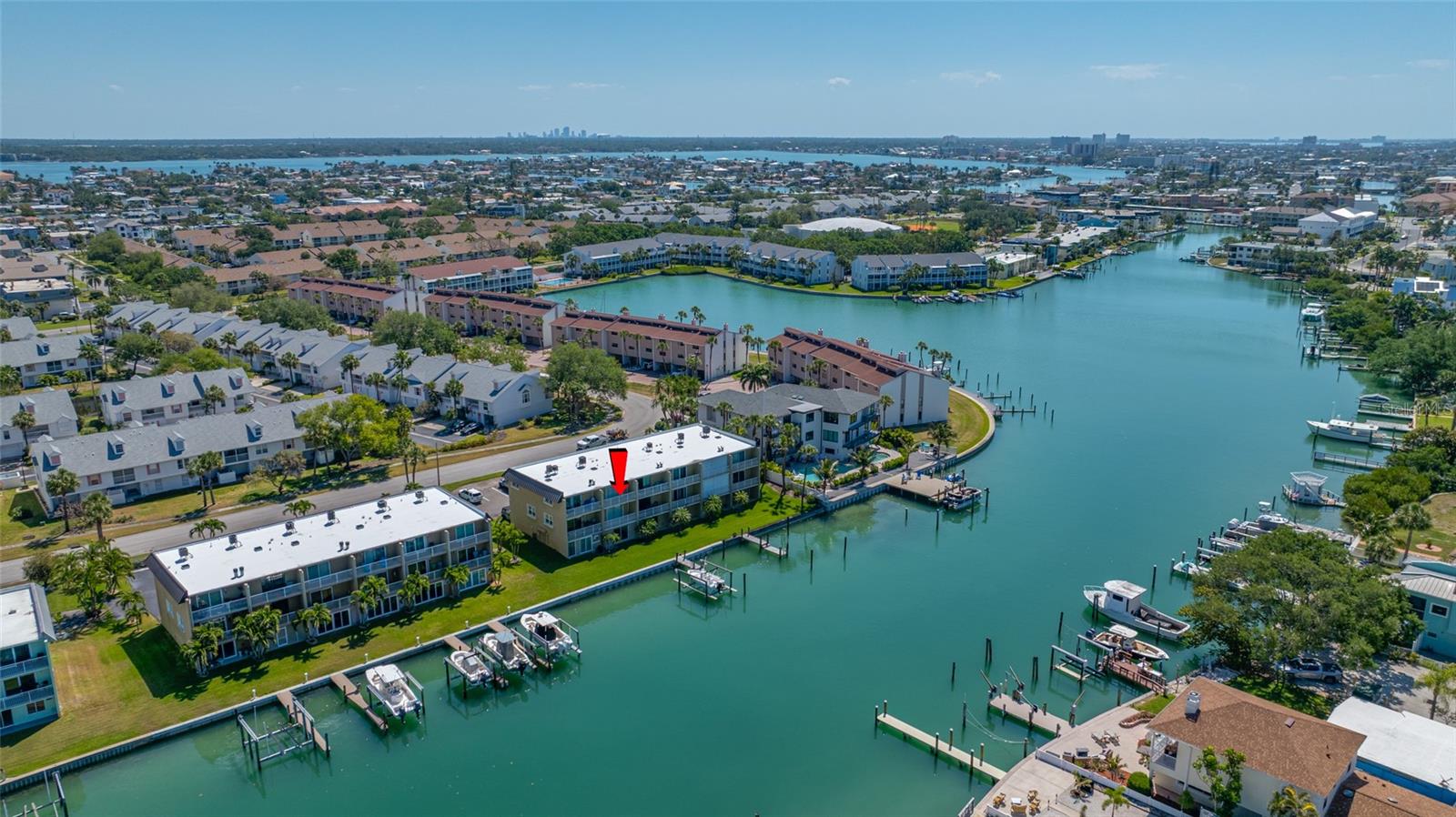 Image 15 of 86 For 12424 Capri Circle N 5