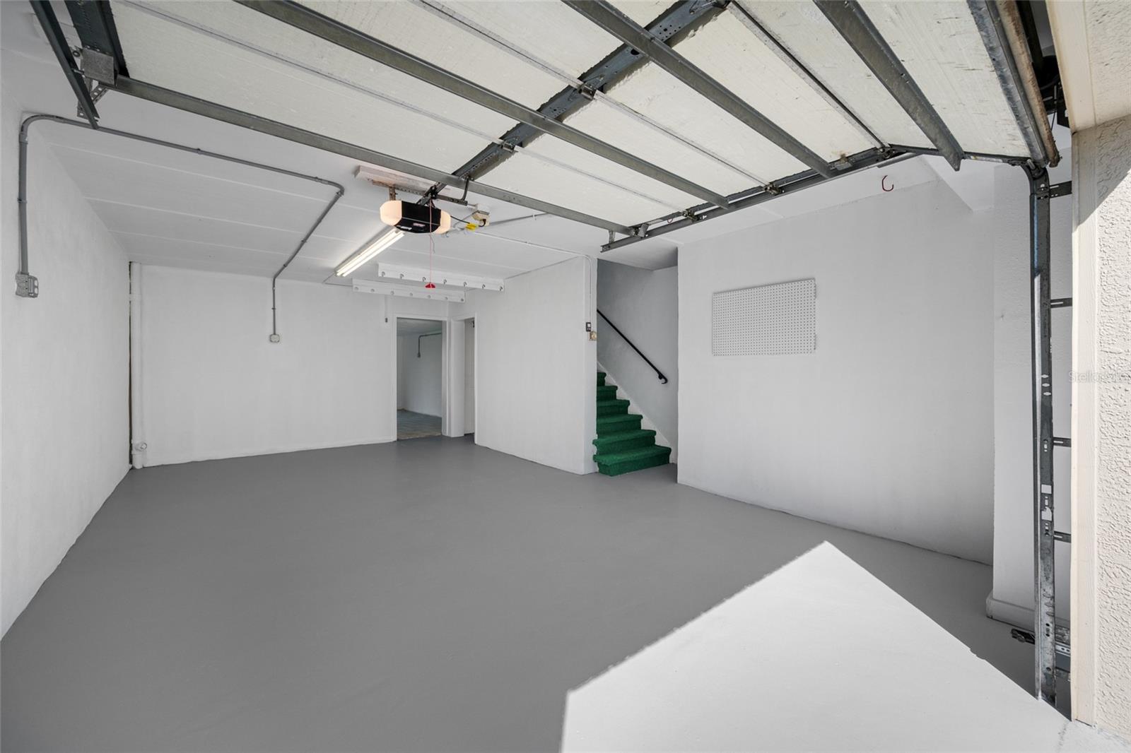 Image 40 of 86 For 12424 Capri Circle N 5