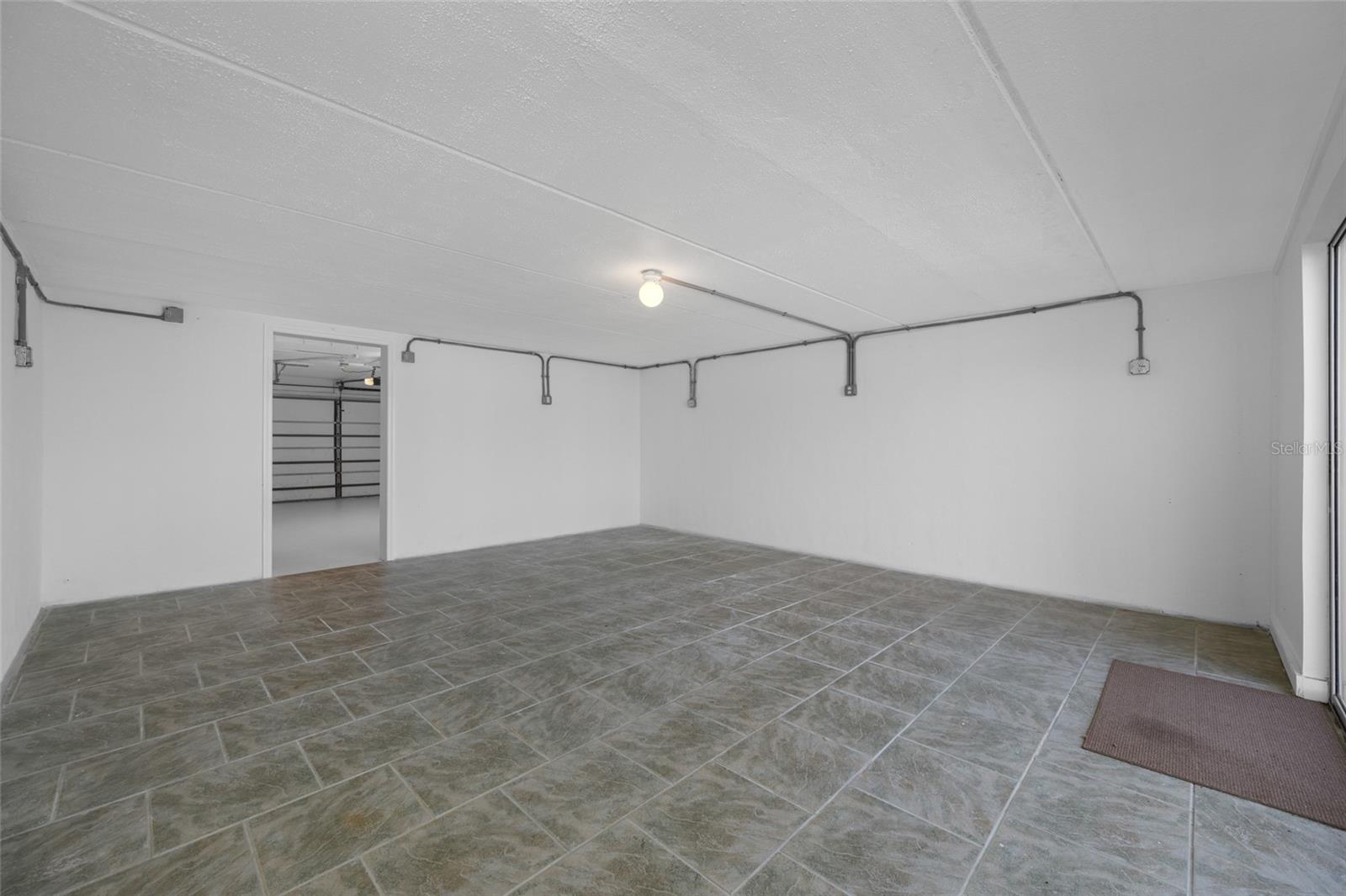 Image 46 of 86 For 12424 Capri Circle N 5