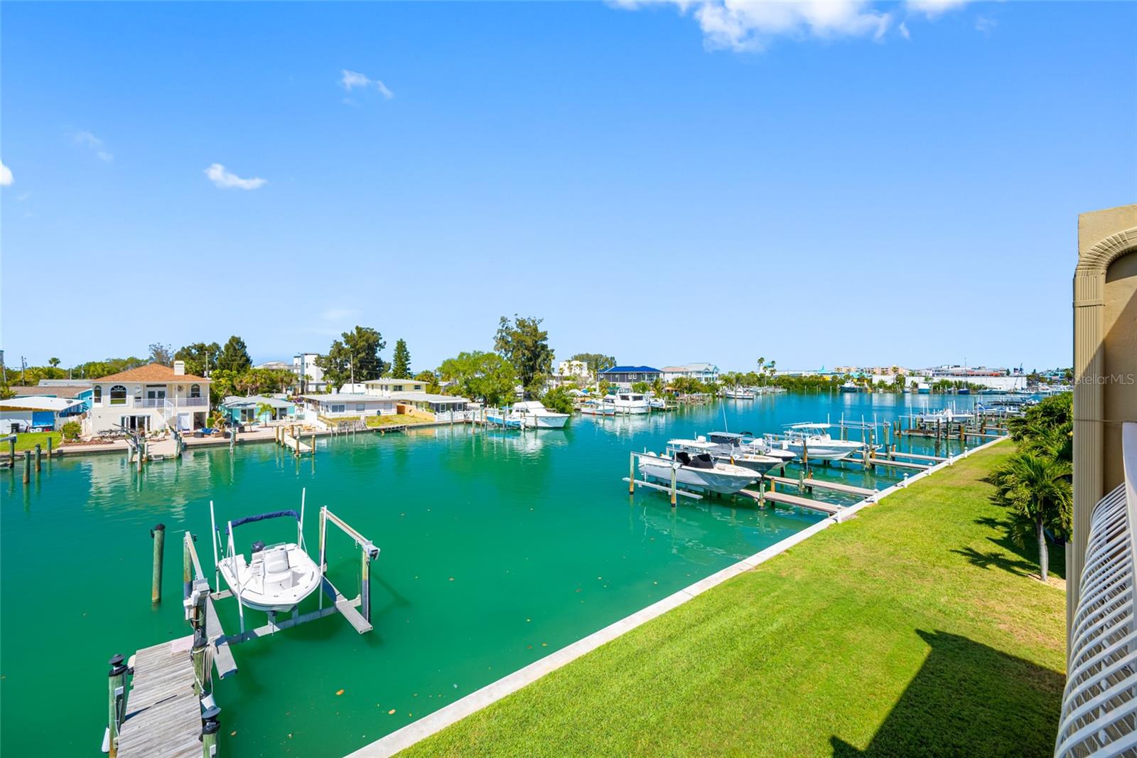 Image 85 of 86 For 12424 Capri Circle N 5