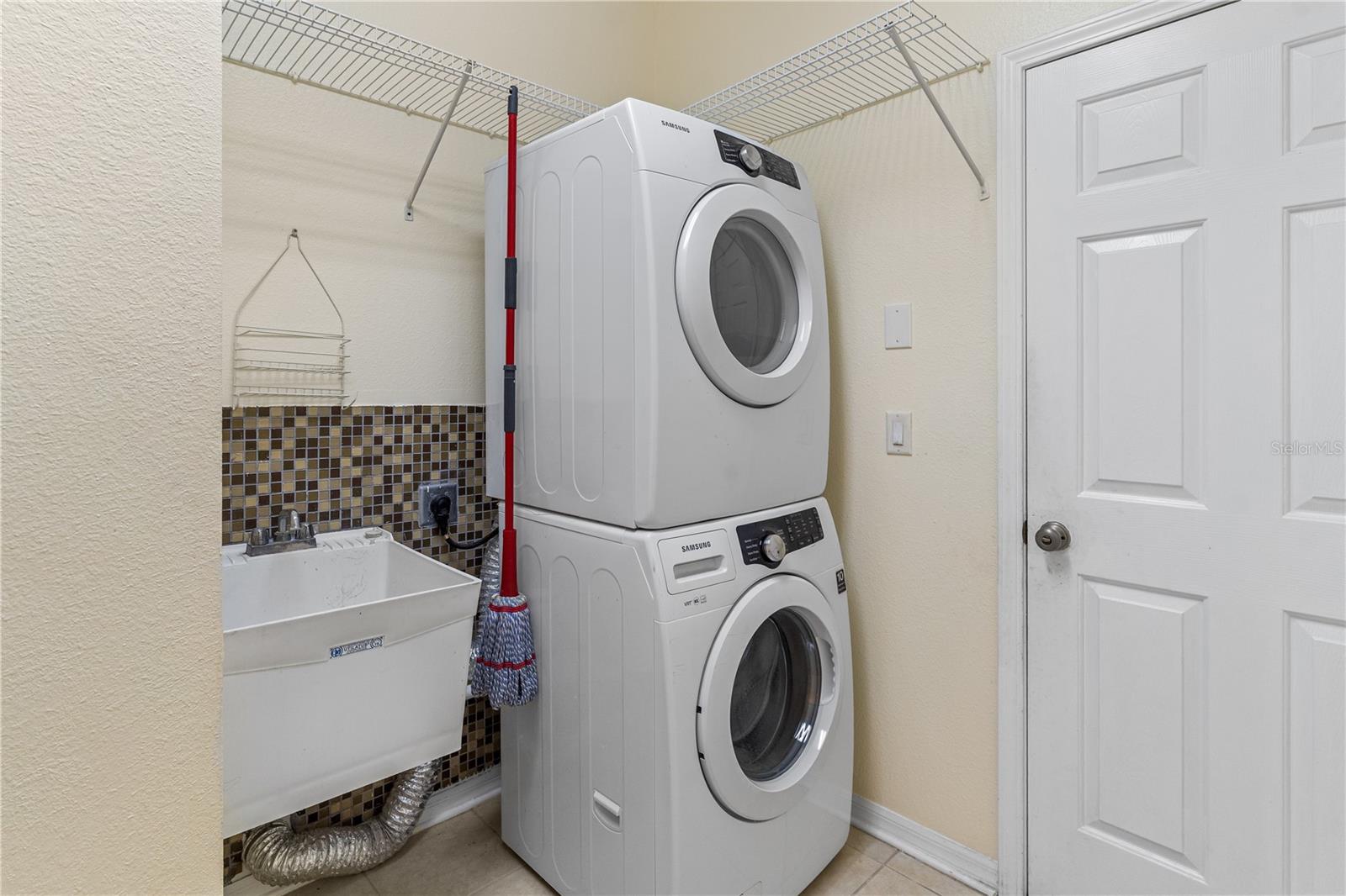 Image 11 of 30 For 12631 Chenwood Avenue