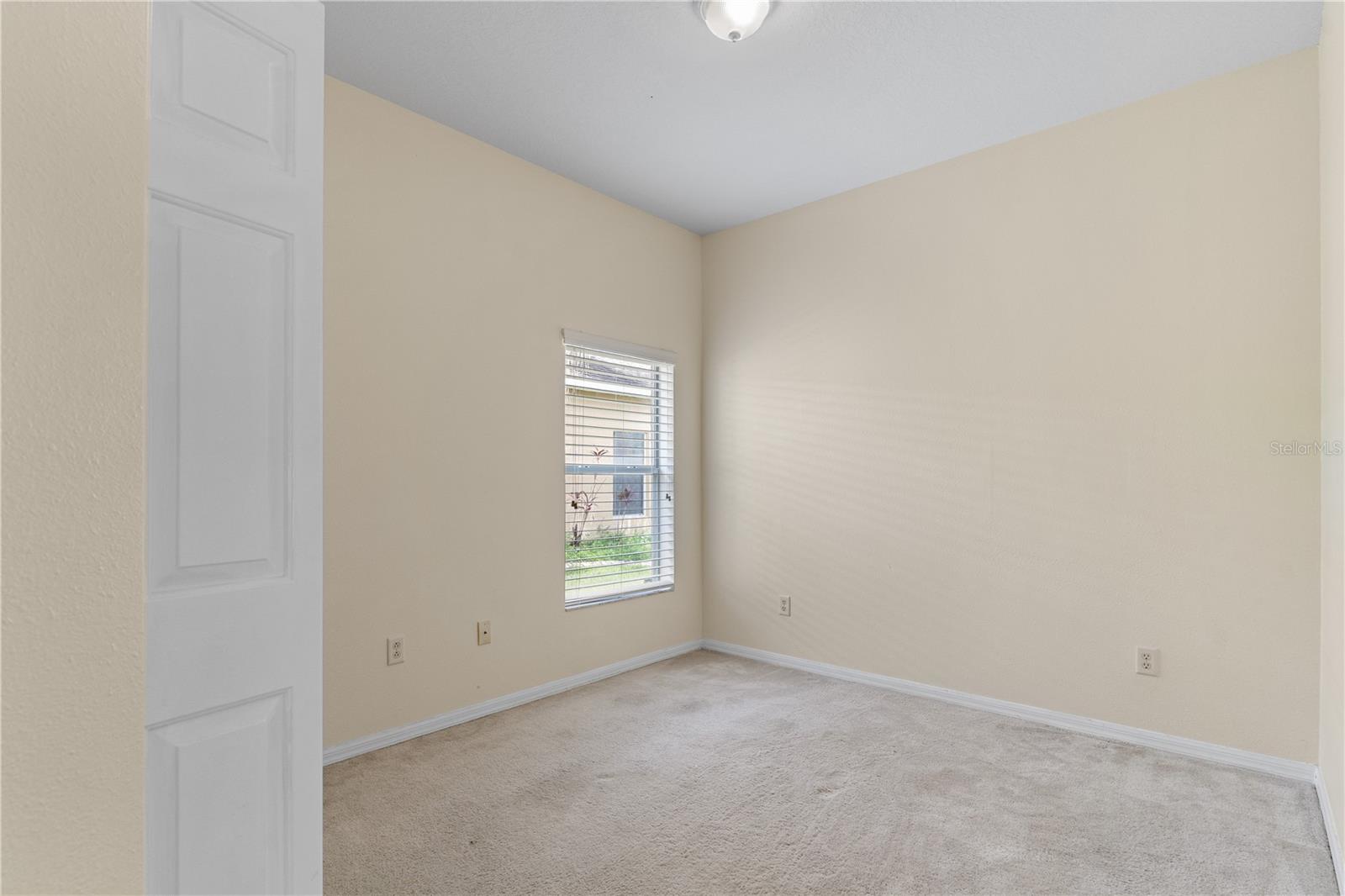 Image 13 of 30 For 12631 Chenwood Avenue