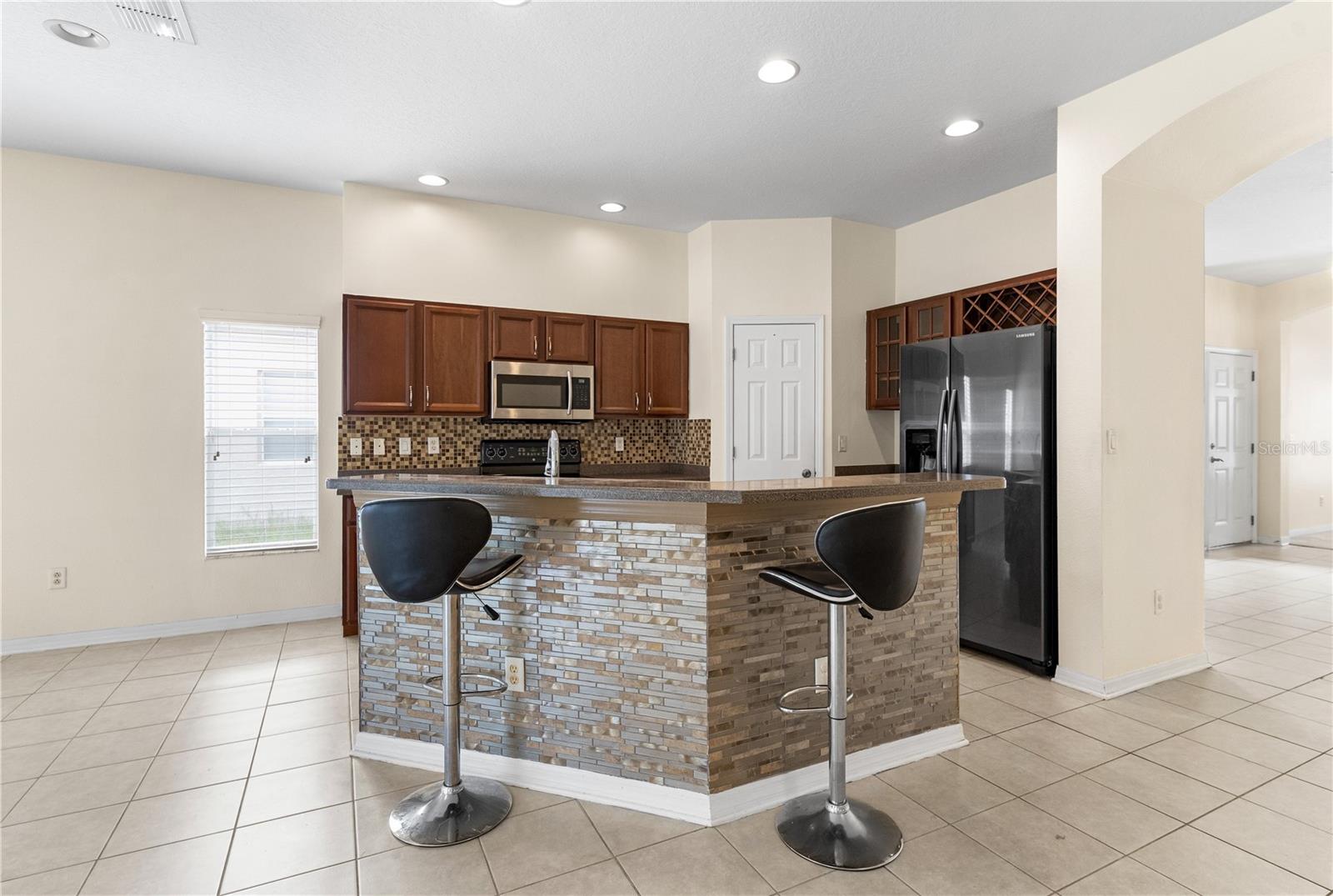 Image 20 of 30 For 12631 Chenwood Avenue