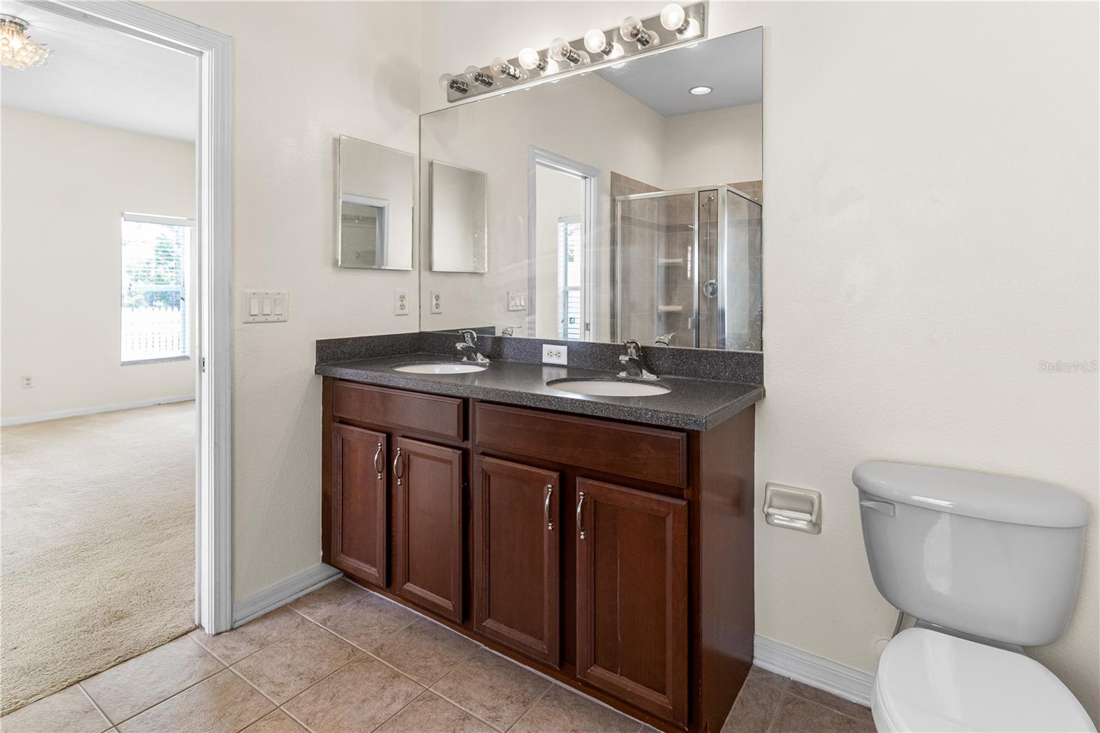 Image 25 of 30 For 12631 Chenwood Avenue