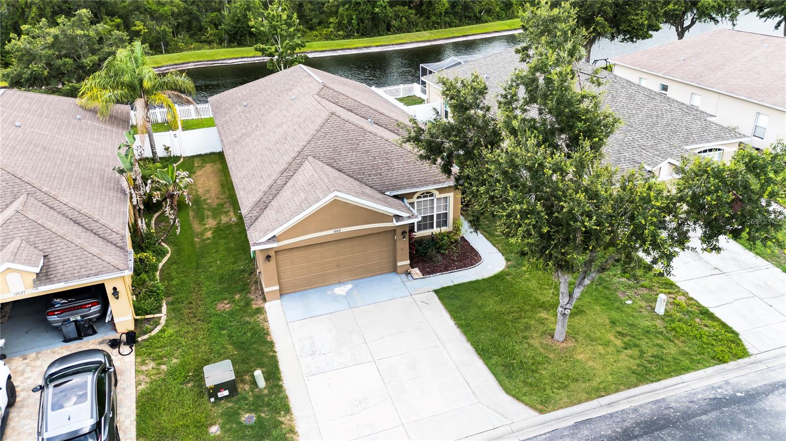 Image 4 of 30 For 12631 Chenwood Avenue