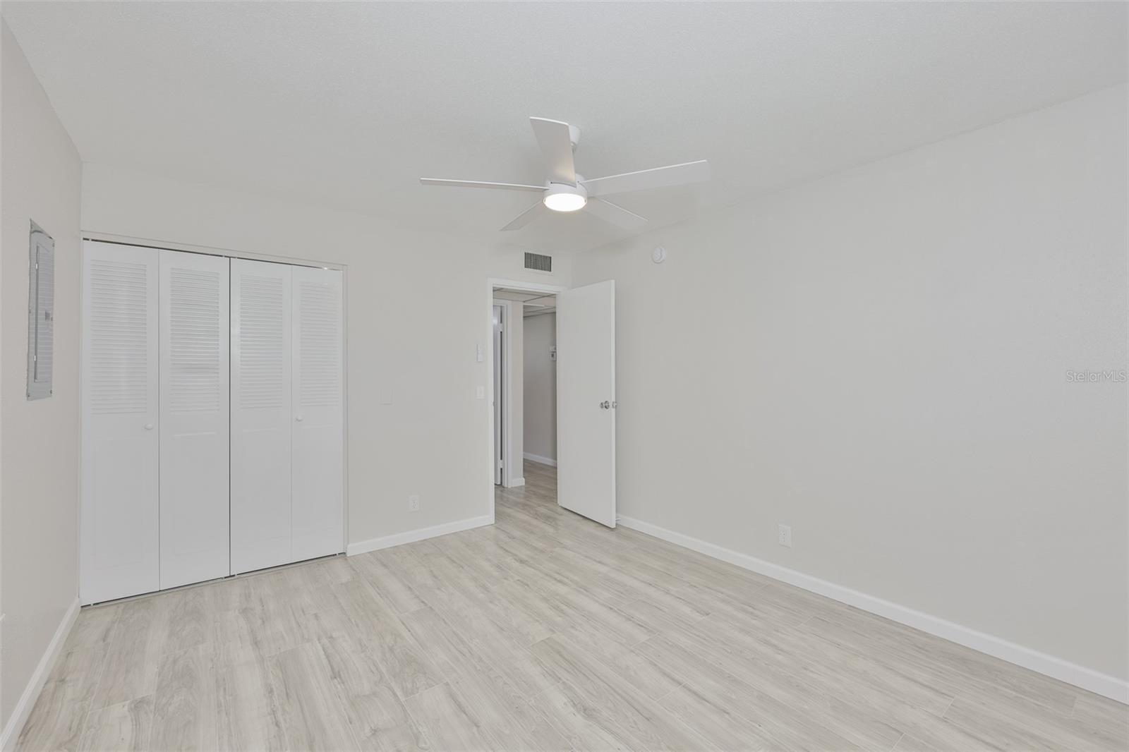 Image 26 of 72 For 1802 Bedford Terrace 184