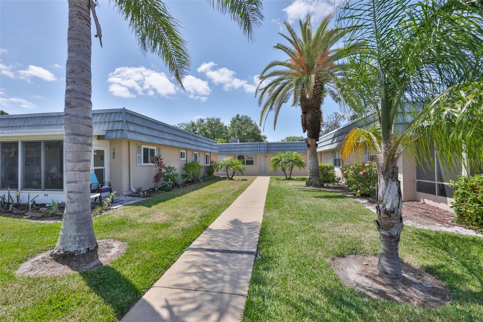 Image 43 of 72 For 1802 Bedford Terrace 184