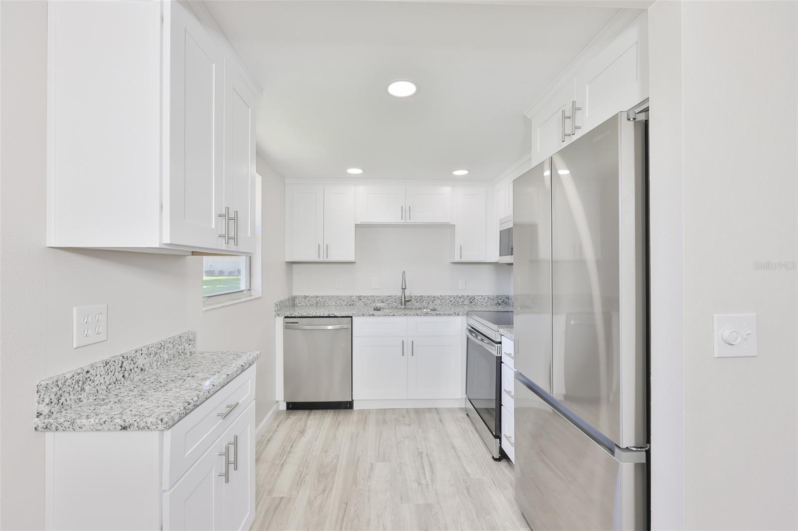 Image 6 of 72 For 1802 Bedford Terrace 184