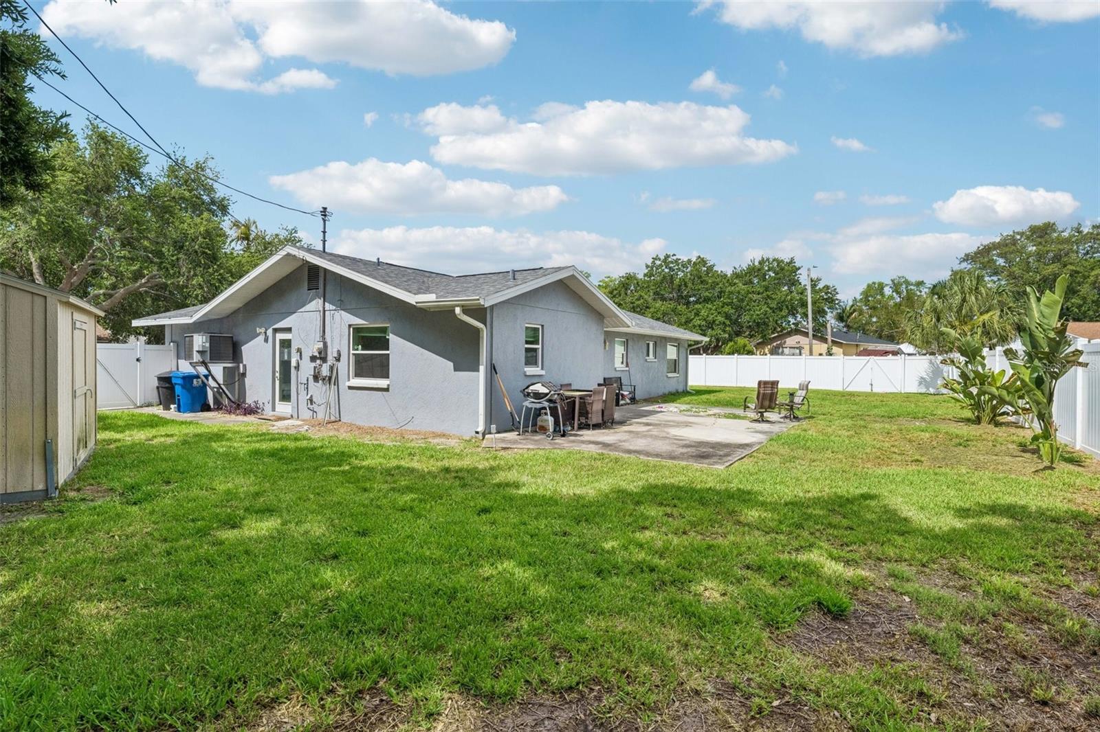 Image 21 of 29 For 4390 Trout Drive Se