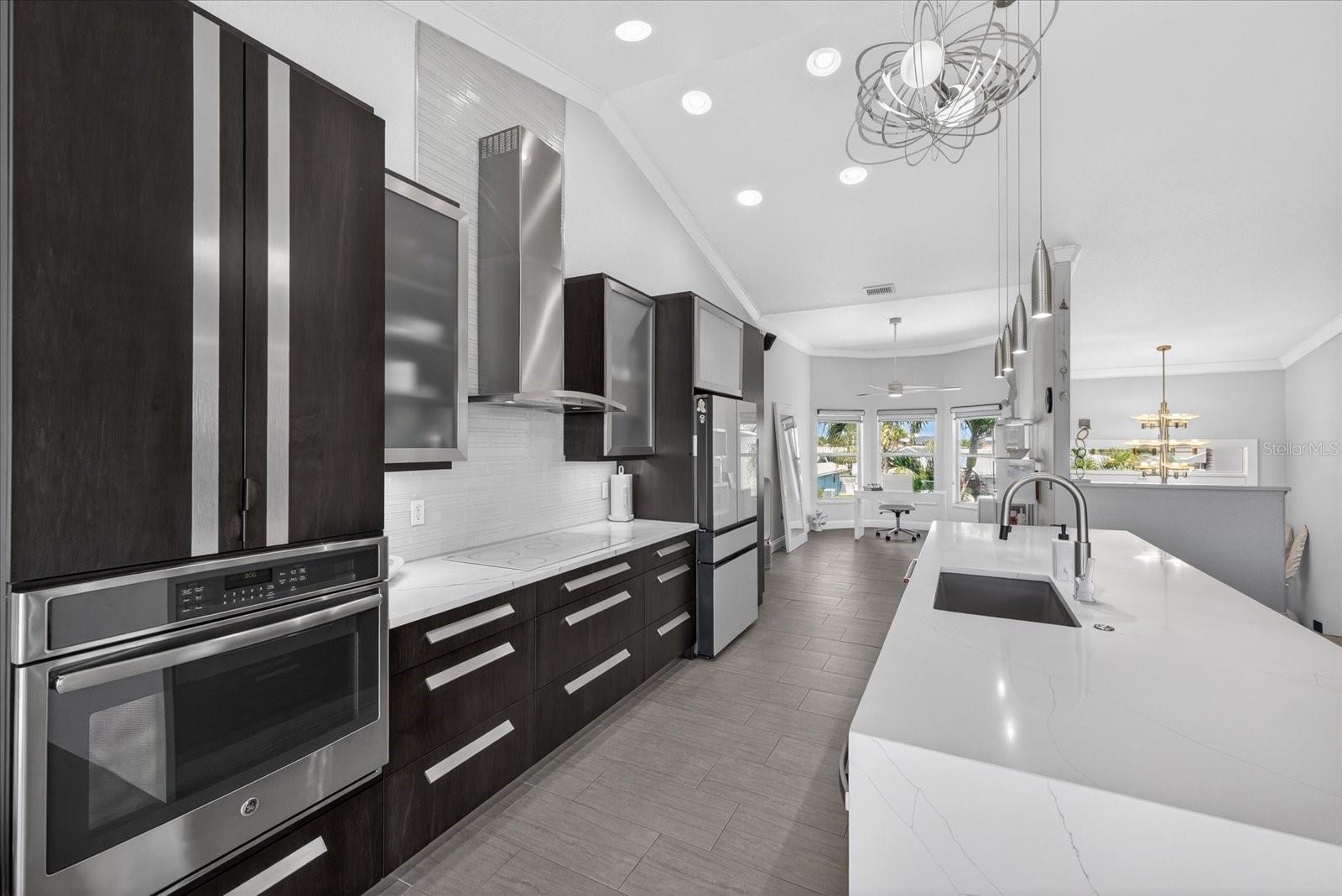 Image 14 of 100 For 5101 Southshore Drive