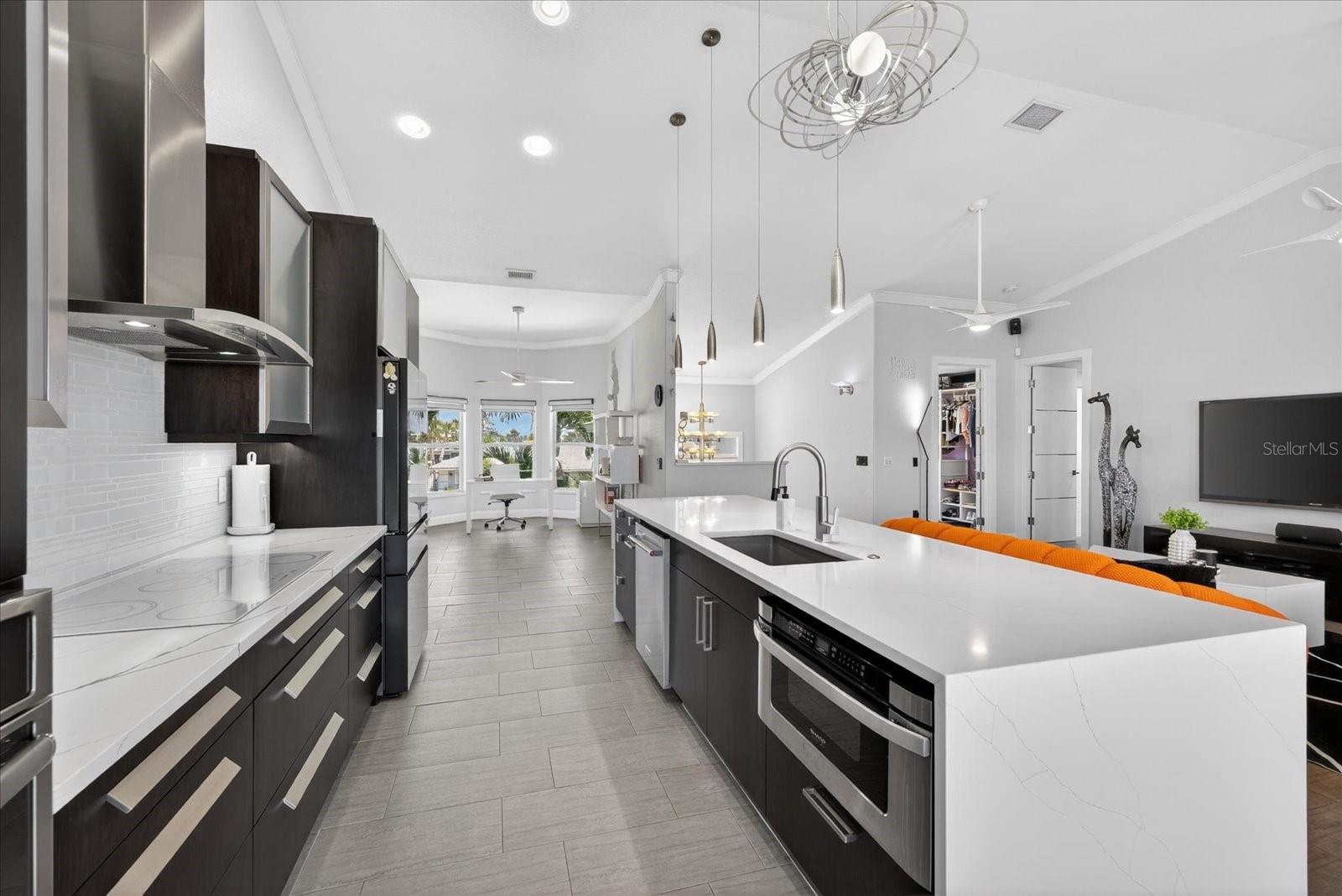 Image 15 of 100 For 5101 Southshore Drive