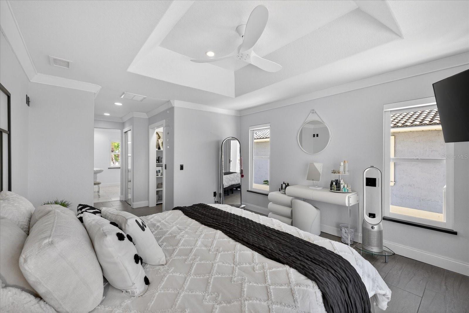 Image 17 of 100 For 5101 Southshore Drive