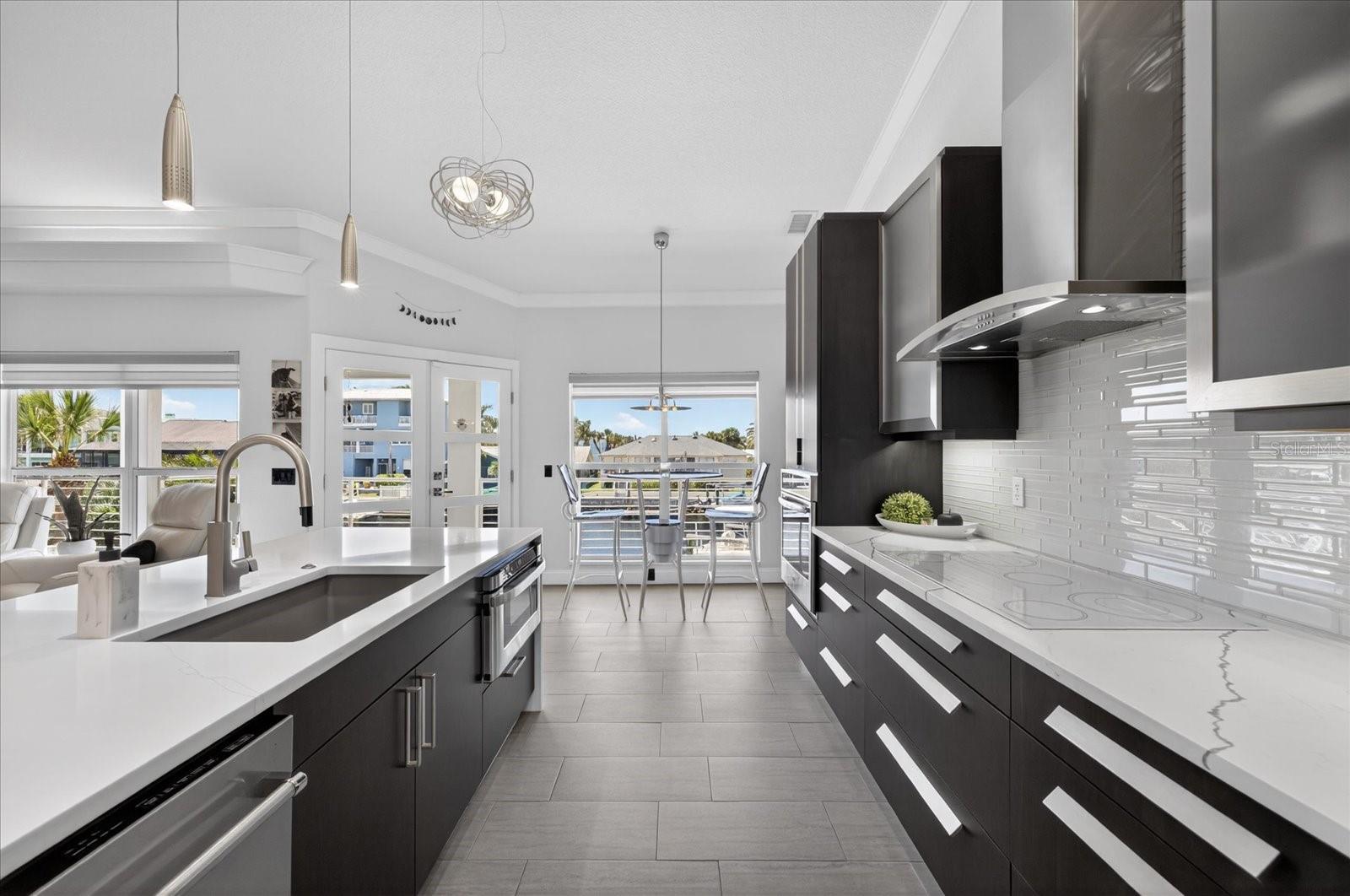 Image 19 of 100 For 5101 Southshore Drive