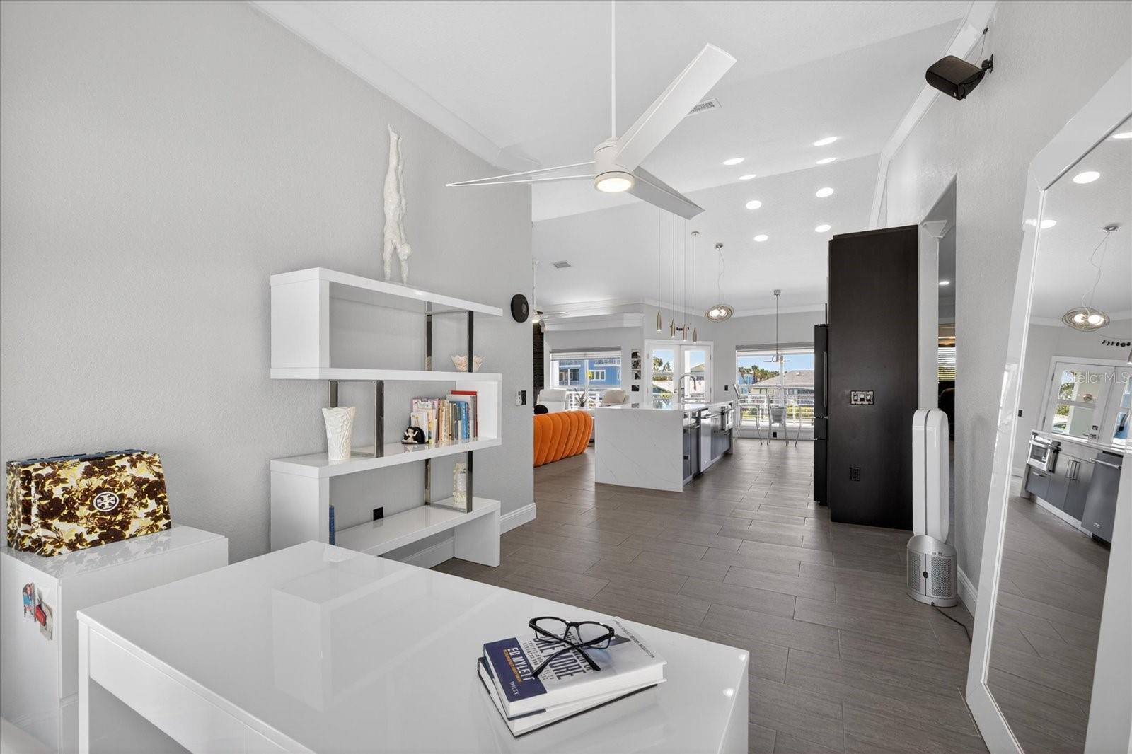Image 23 of 100 For 5101 Southshore Drive