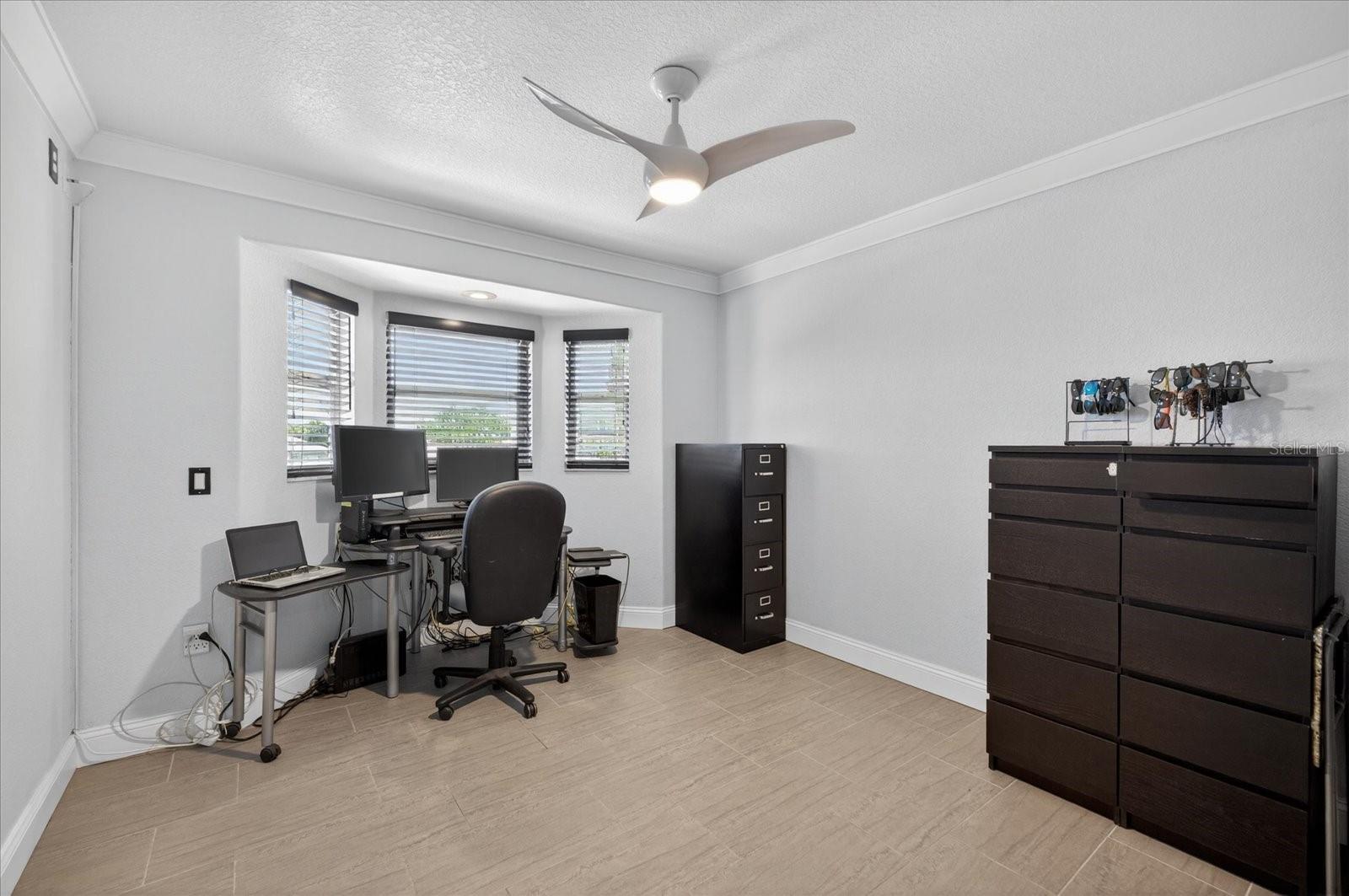 Image 38 of 100 For 5101 Southshore Drive