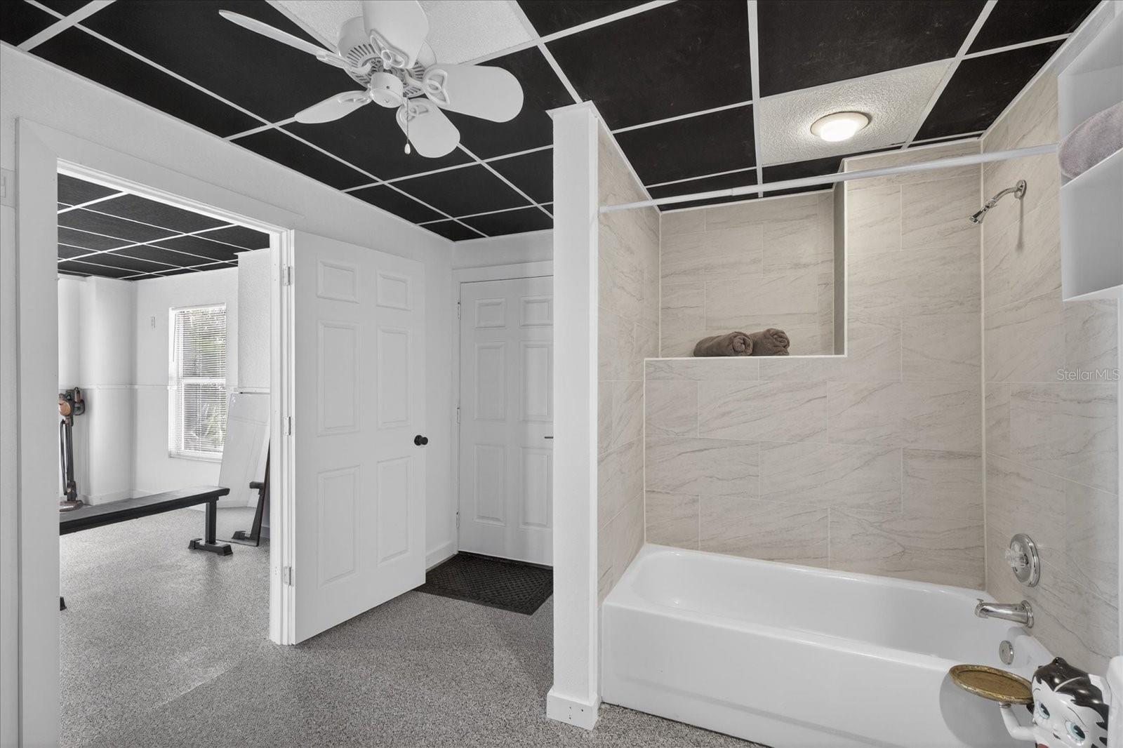 Image 65 of 100 For 5101 Southshore Drive