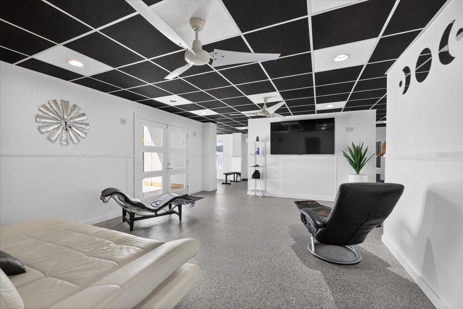 Image 68 of 100 For 5101 Southshore Drive