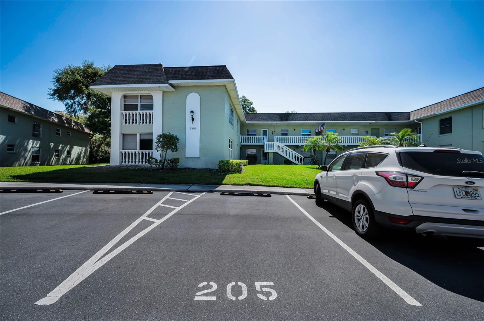 Image 33 of 44 For 1250 Pinellas Avenue 205