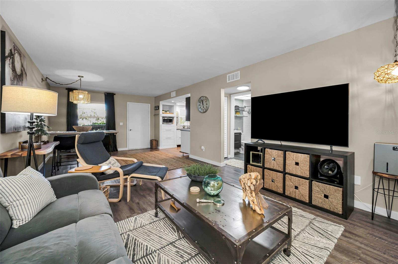 Image 9 of 44 For 1250 Pinellas Avenue 205