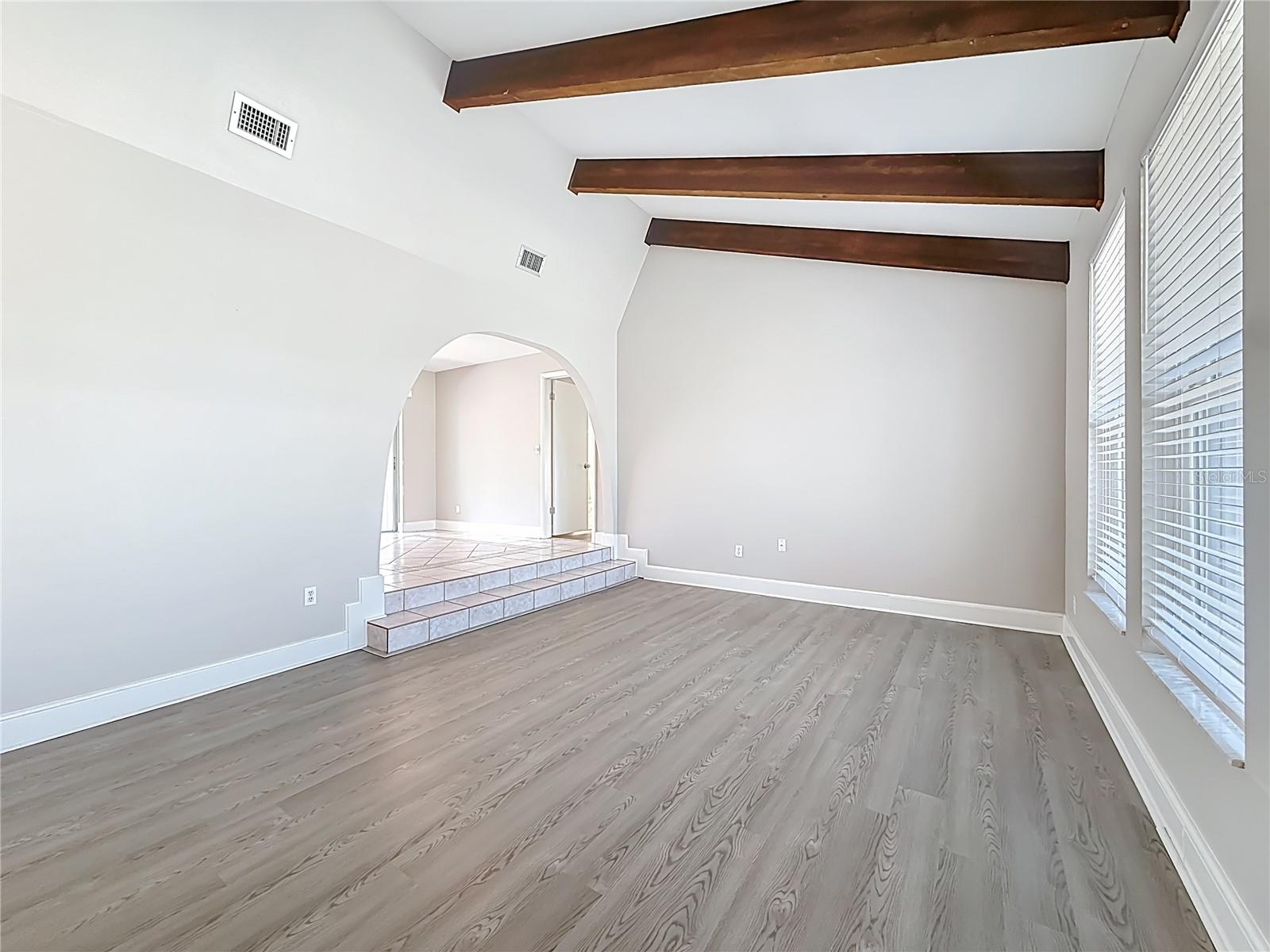 Image 21 of 84 For 12754 112th Street