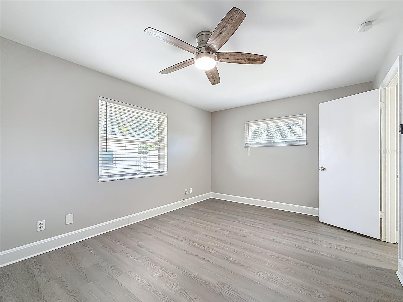 Image 42 of 84 For 12754 112th Street