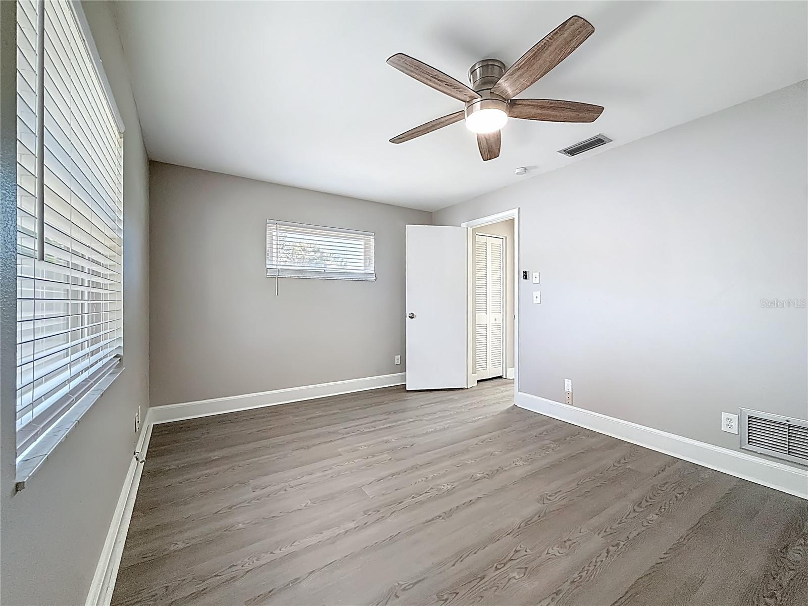 Image 43 of 84 For 12754 112th Street