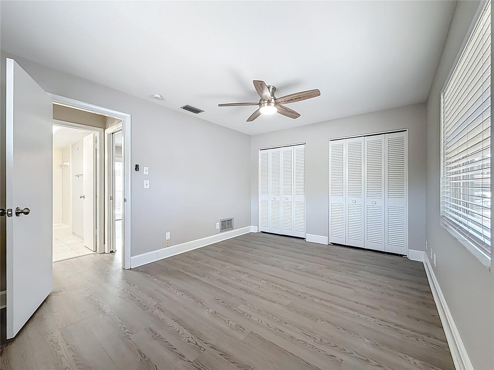 Image 44 of 84 For 12754 112th Street