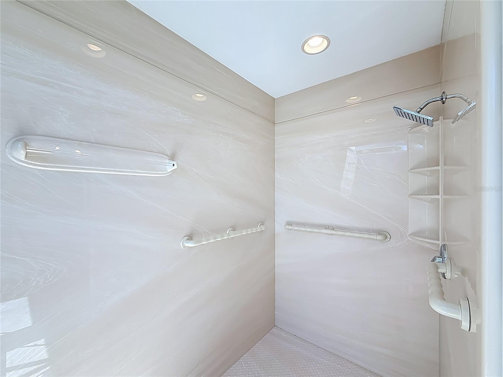 Image 54 of 84 For 12754 112th Street