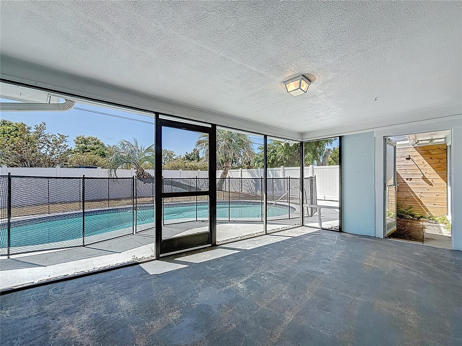 Image 60 of 84 For 12754 112th Street