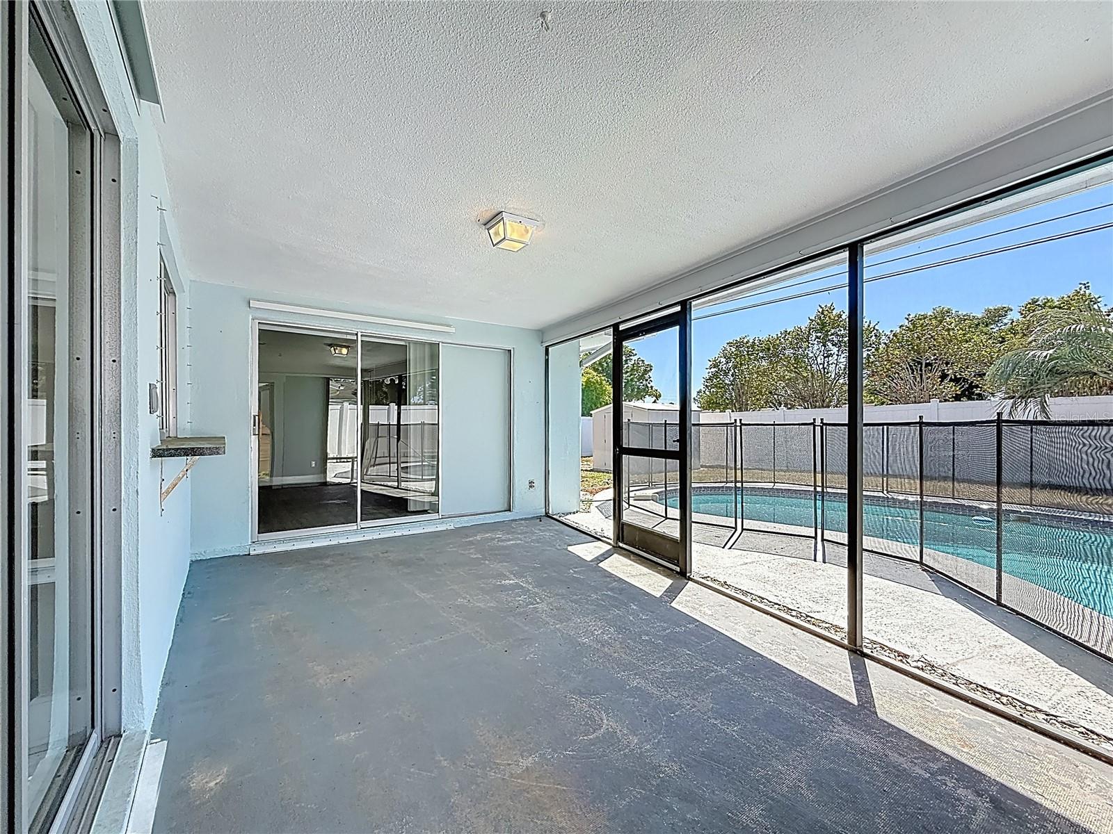 Image 61 of 84 For 12754 112th Street