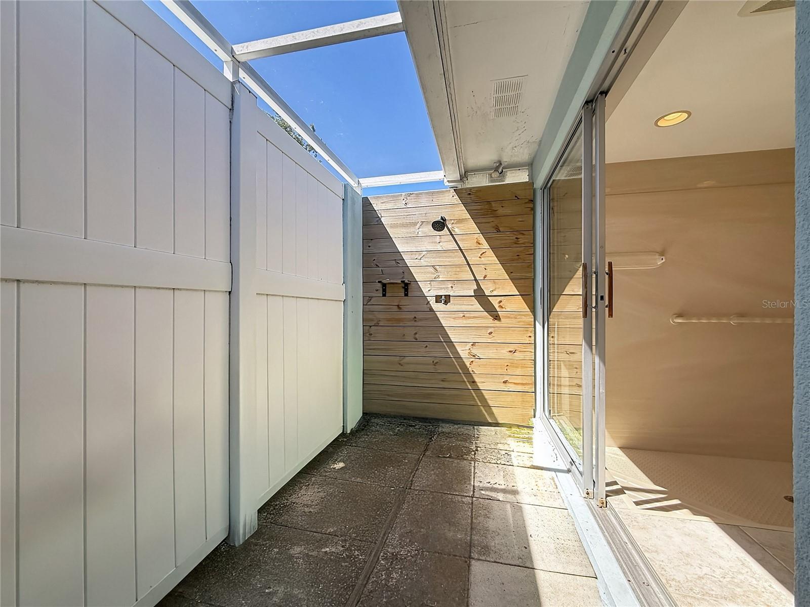 Image 62 of 84 For 12754 112th Street