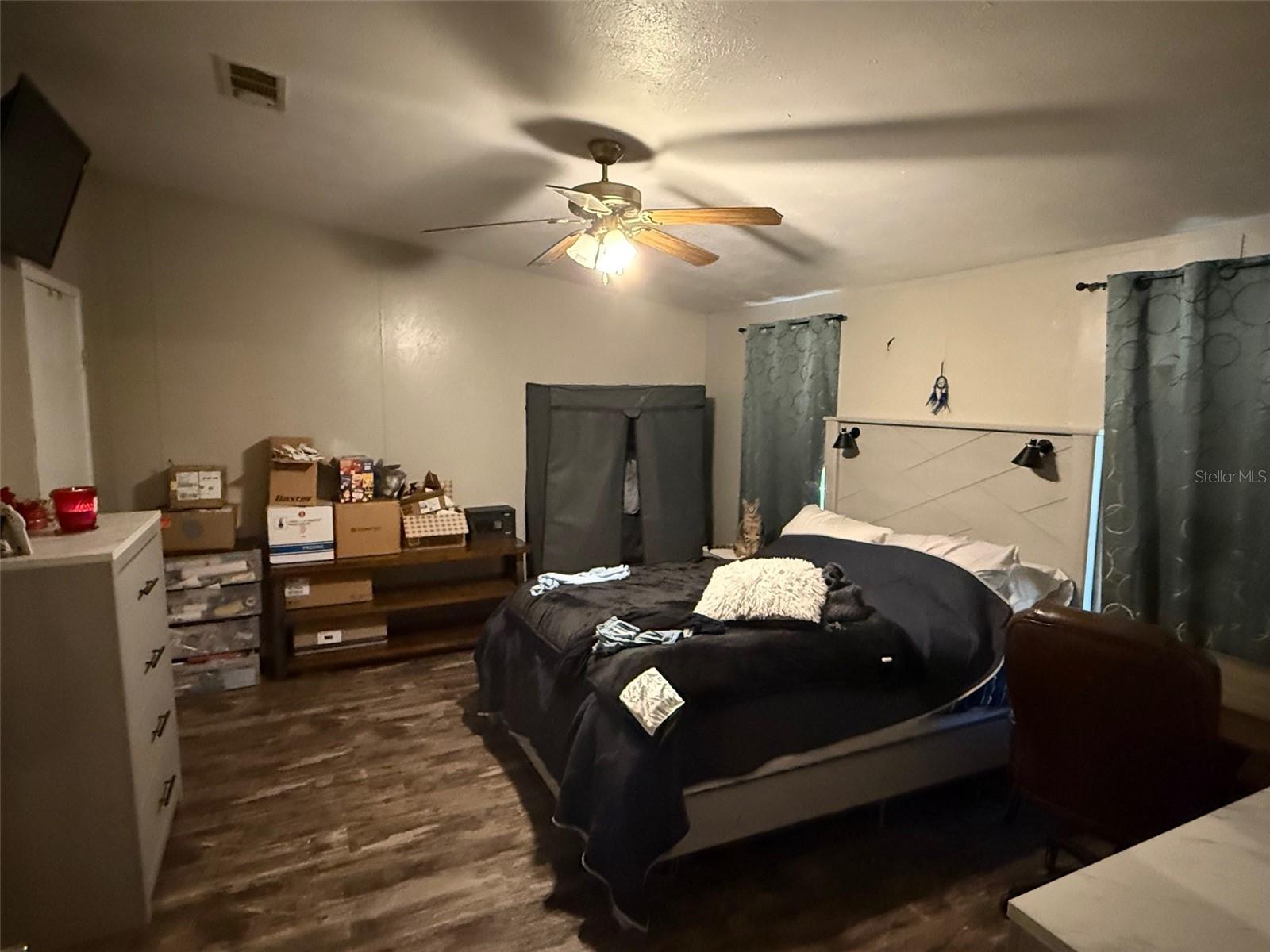 Image 12 of 16 For 38038 Cat Avenue