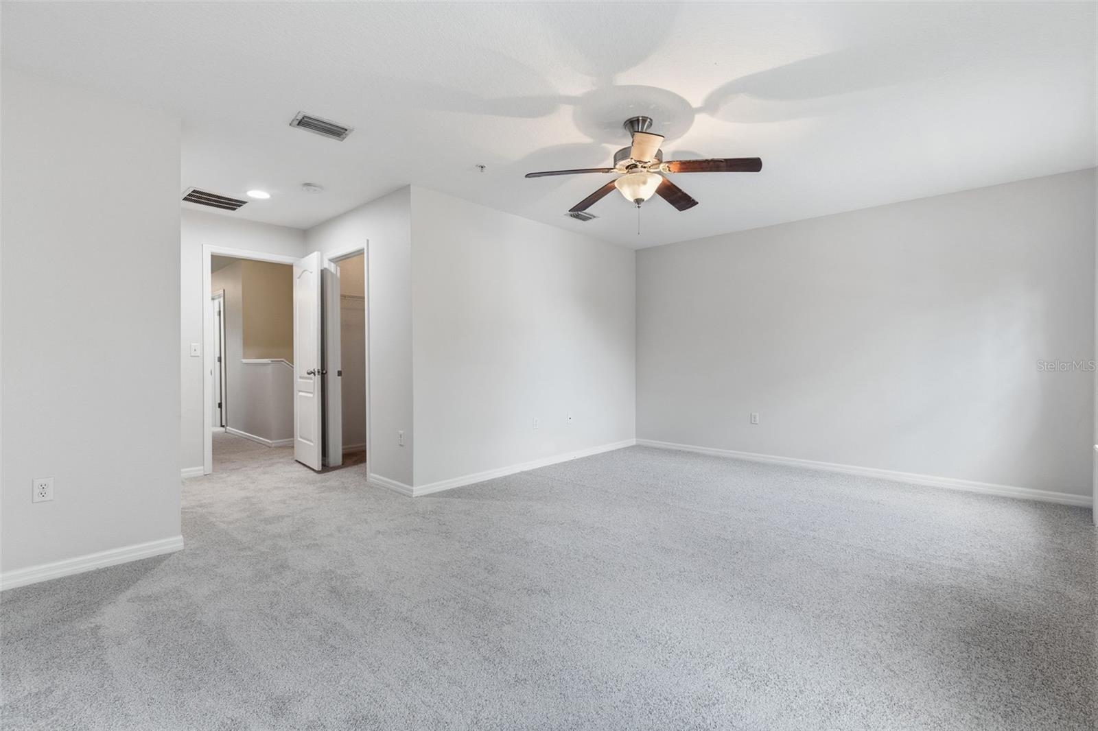 Image 14 of 25 For 8505 Andalucia Field Drive