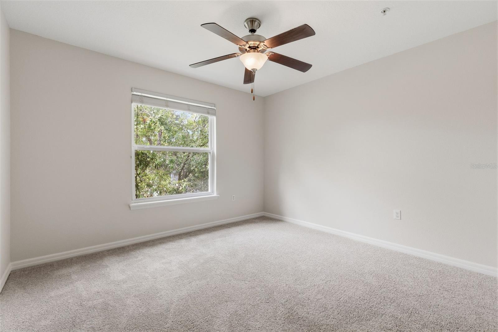 Image 19 of 25 For 8505 Andalucia Field Drive