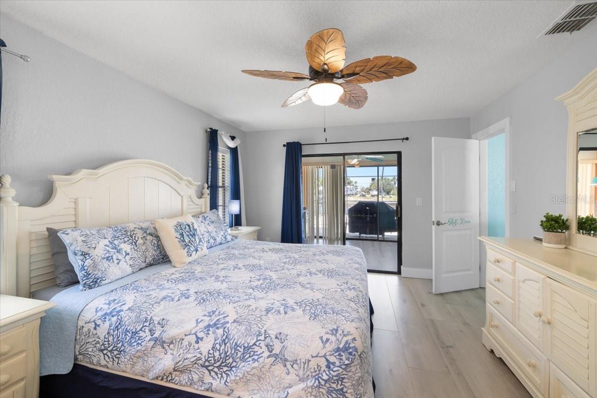 Image 13 of 49 For 4400 Flexer Drive