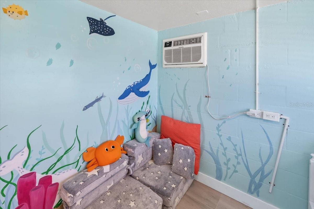 Image 33 of 49 For 4400 Flexer Drive