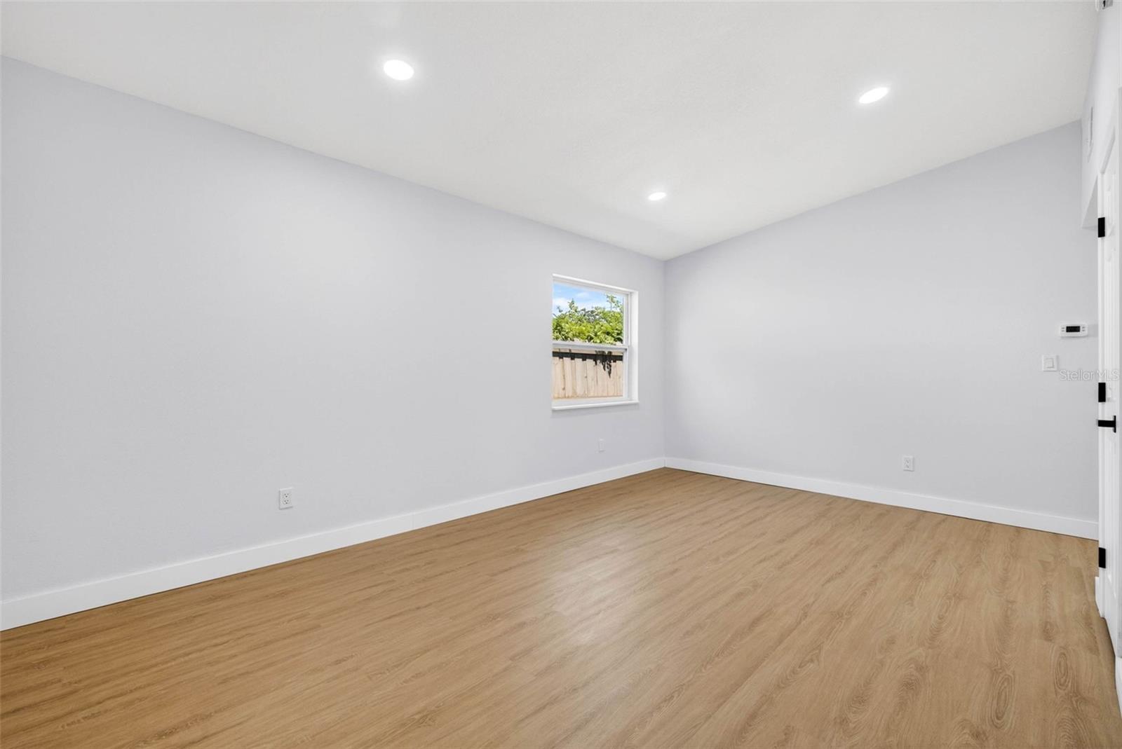 Image 13 of 42 For 4127 12th Avenue S