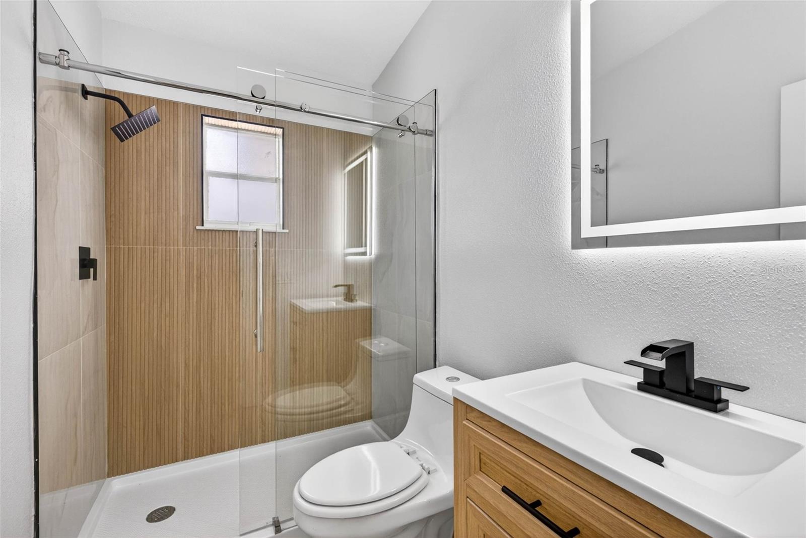 Image 15 of 42 For 4127 12th Avenue S