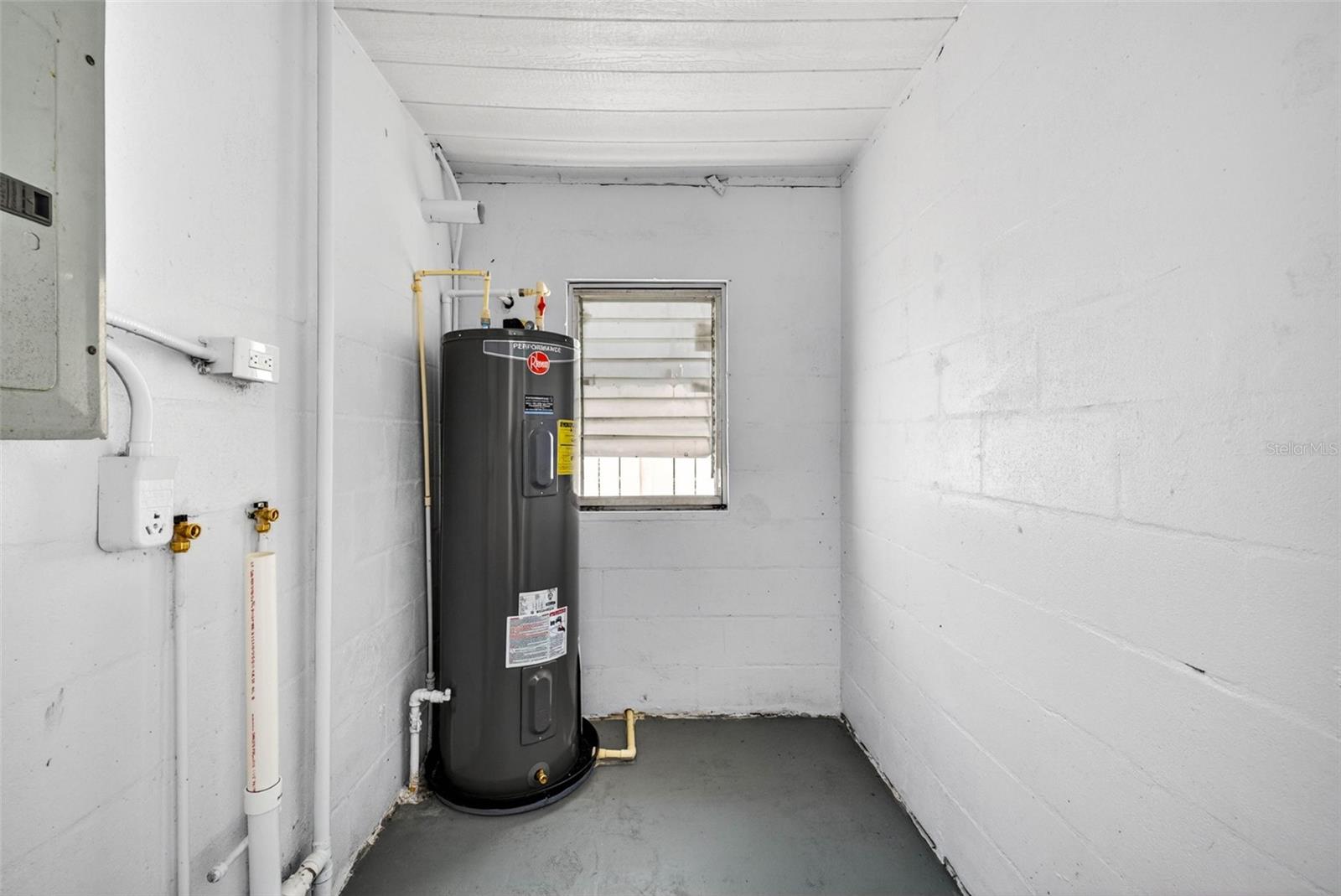 Image 26 of 42 For 4127 12th Avenue S