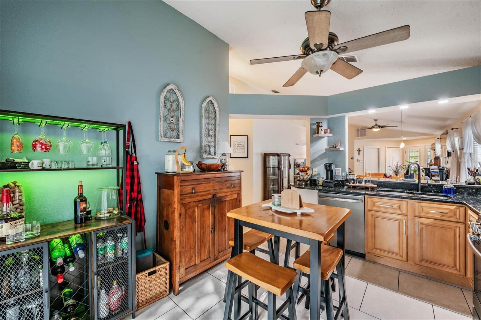 Image 13 of 34 For 1686 Oak Spring Drive